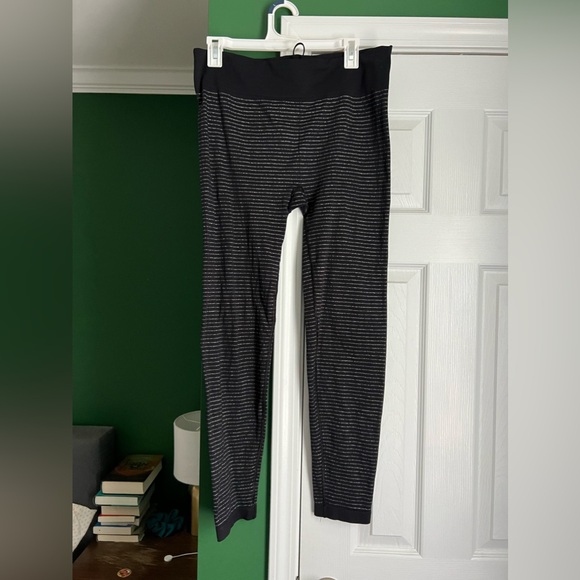 Athleta Shimmer Stripe leggings black silver metallic tights full length xl - Picture 7 of 11